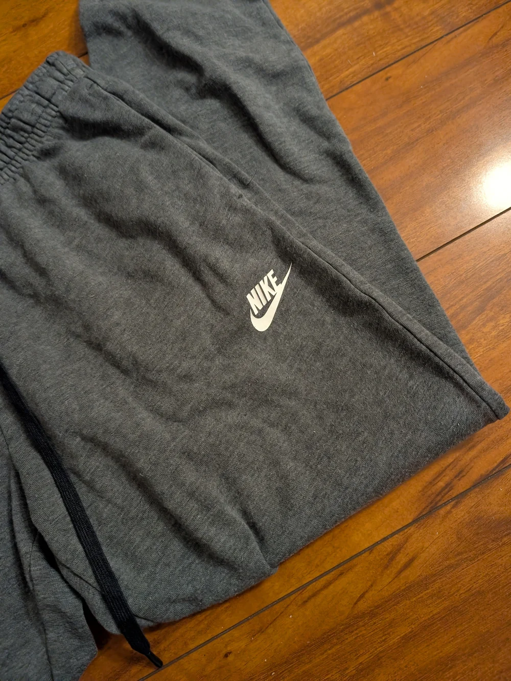 Nike Gray Fleece Jogger Pants - Comfortable Active Bottoms